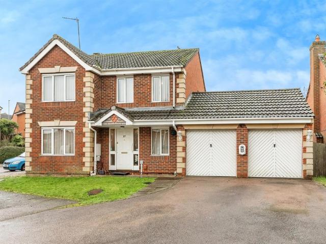House for sale in Glenvale Park, Wellingborough