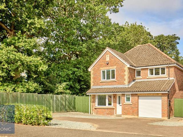 House for sale in Crostwick, Norfolk