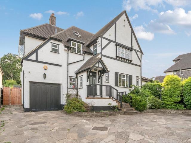 House for sale in Crofton, Greater London