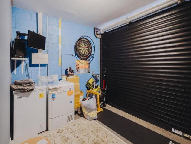 Farm for sale in Swindon, England