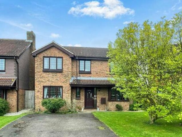 House for sale in Gloucester, Gloucestershire