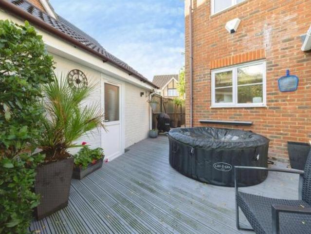 Farm for sale in Kingsnorth, Ashford