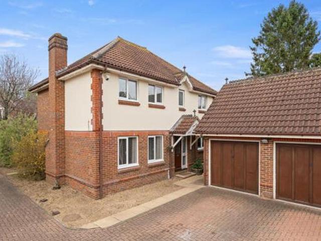 House for sale in Row Town, Surrey