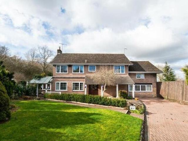 House for sale in Alderminster, Warwickshire