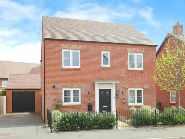 House for sale in Alcester, Stratford-on-Avon