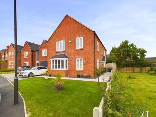 House for sale in Kedleston, East Midlands