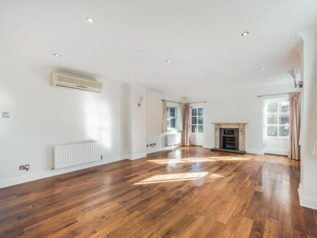 Farm for sale in Dulwich, Greater London