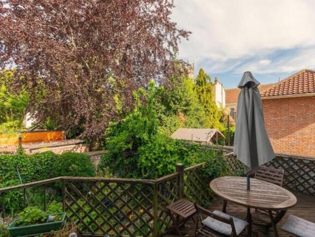 Farm for sale in Wapping Wharf, Feckenham