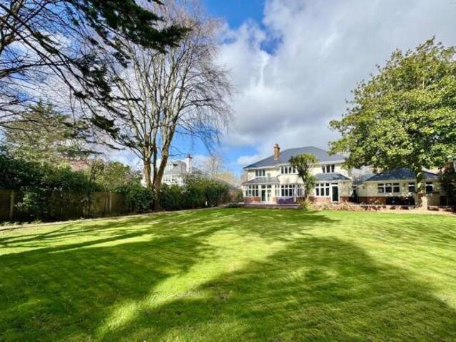 Farm for sale in Talbot Village, Bournemouth