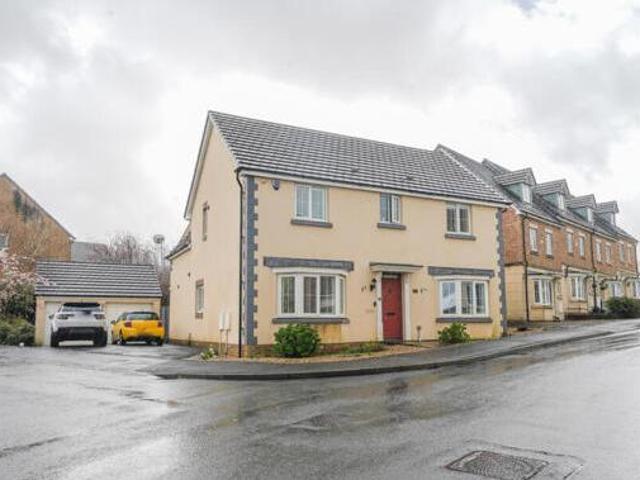 House for sale in Ammanford, Wales