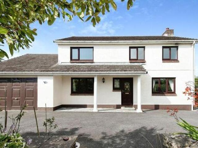 House for sale in Ammanford, Wales