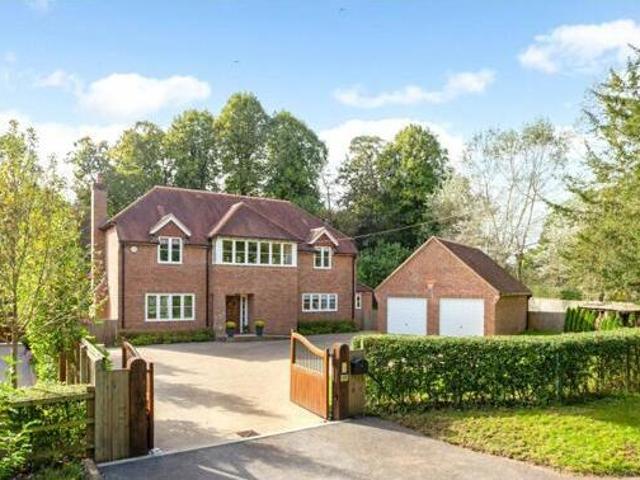 House for sale in Barton Stacey, Hampshire