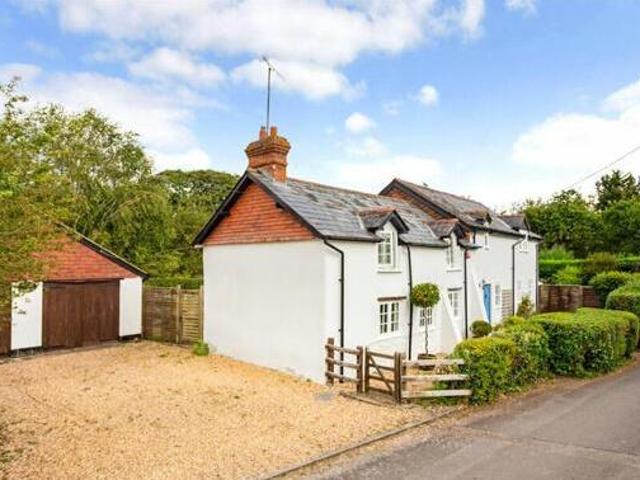 House for sale in Barton Stacey, Hampshire