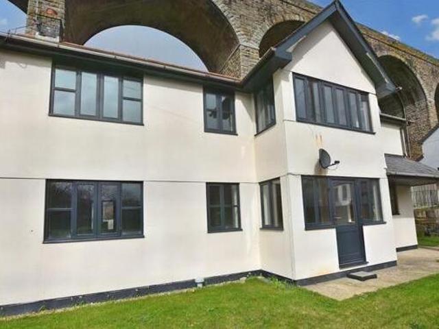House for sale in Roseworthy, Cornwall