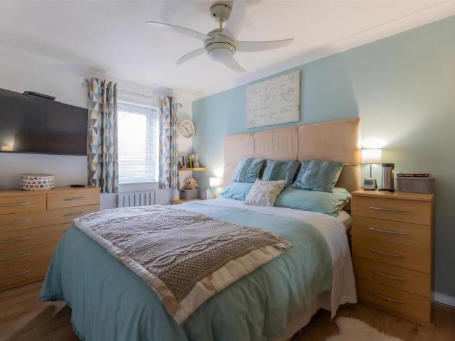 Farm for sale in Arundel, Clapham