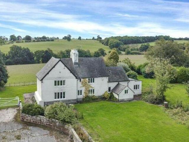 House for sale in Froggatt, East Midlands