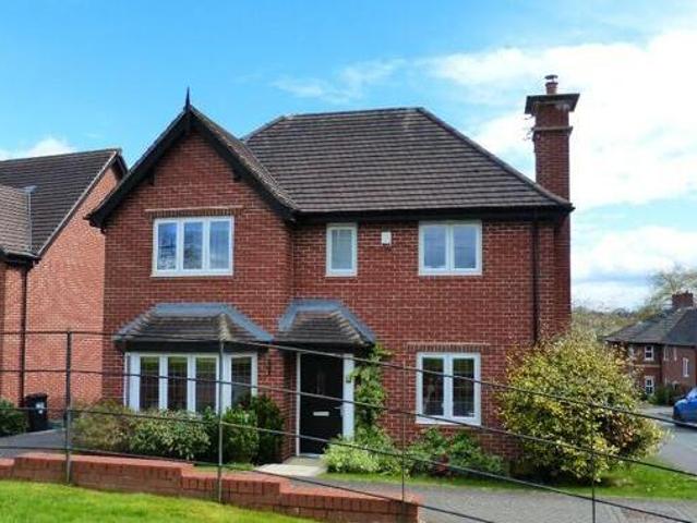 House for sale in Froggatt, East Midlands
