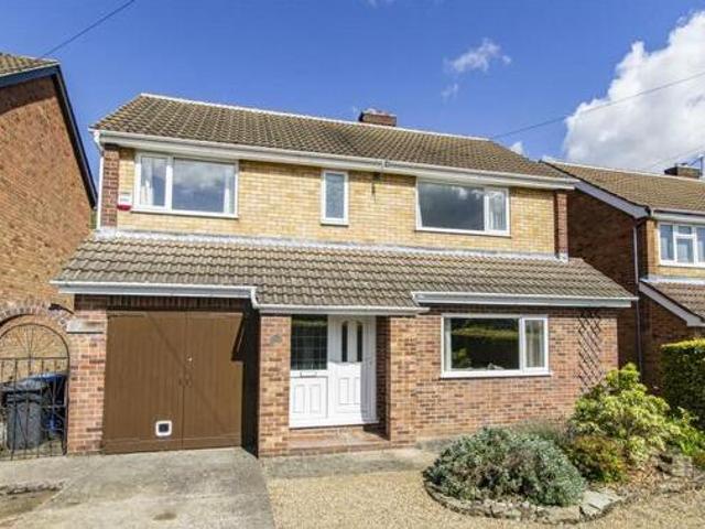House for sale in Loundsley Green, East Midlands