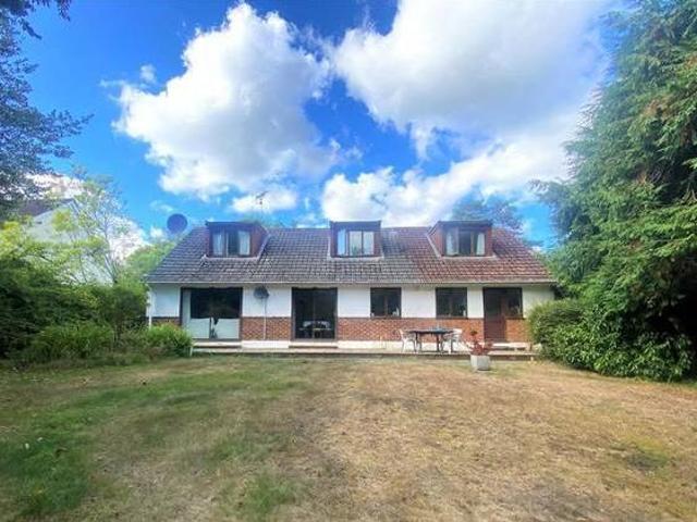 House for rent in Lyons, Greater London