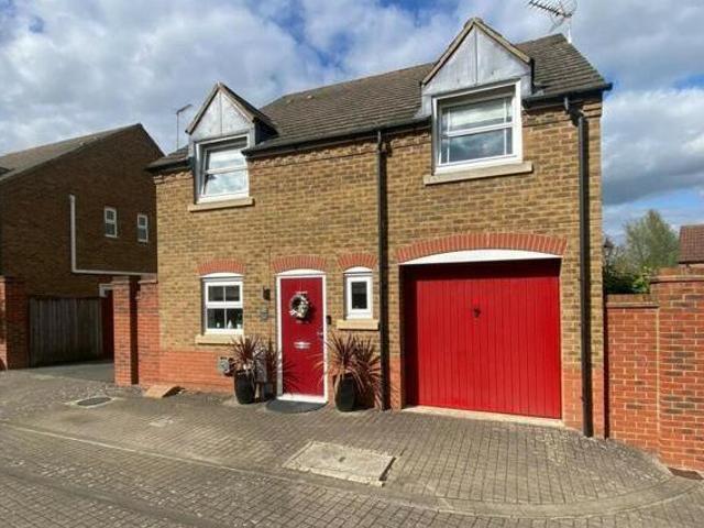 House for sale in Aylesbury, Buckinghamshire