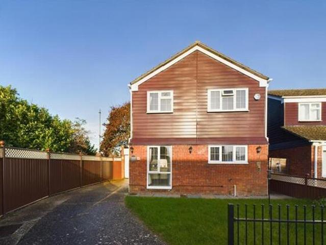 House for sale in Haydon Hill, Aylesbury