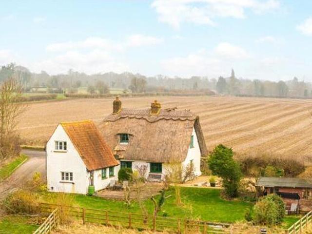 House for sale in Aylesbury, Buckinghamshire