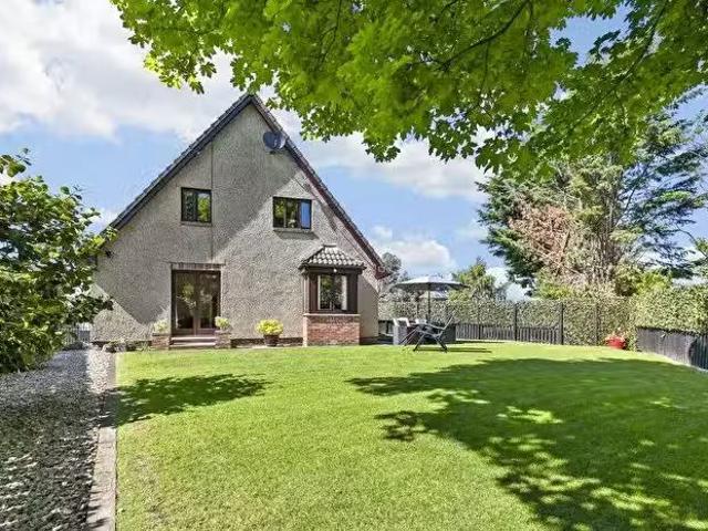 House for sale in Loanhead