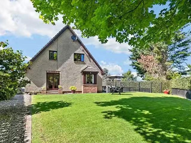 House for sale in Loanhead