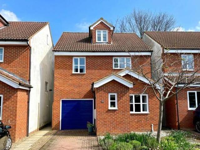 House for sale in King's Walden, Hertfordshire