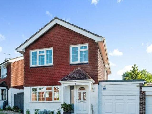 House for sale in Nork, Red Hill