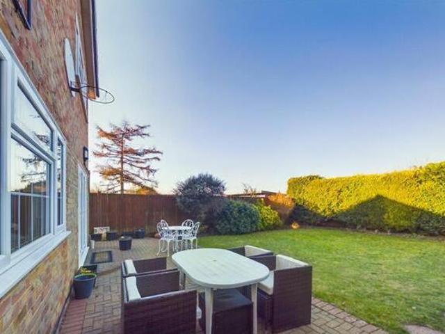 House for sale in Nork, Red Hill