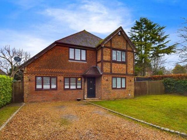 House for sale in Nork, Red Hill