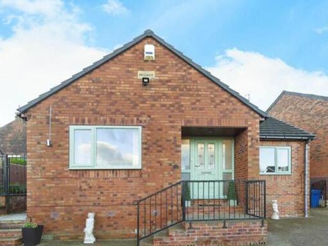 House for sale in Honeywell, South Yorkshire