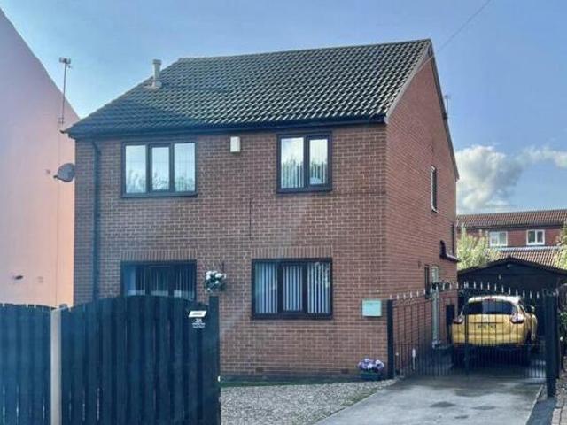 House for sale in Oakwell, South Yorkshire