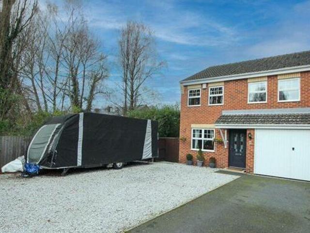 House for sale in Wombwell, South Yorkshire