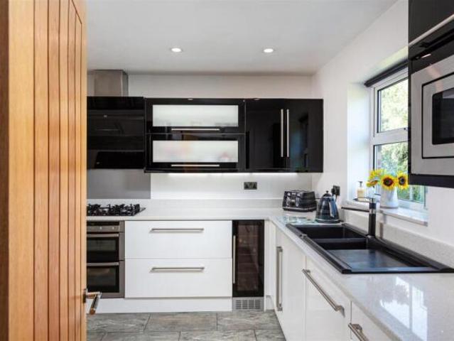 Farm for sale in High Field, York