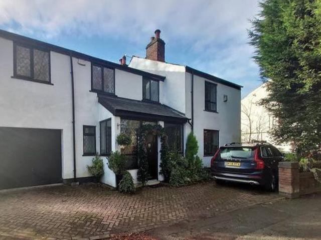 House for sale in Greater Manchester