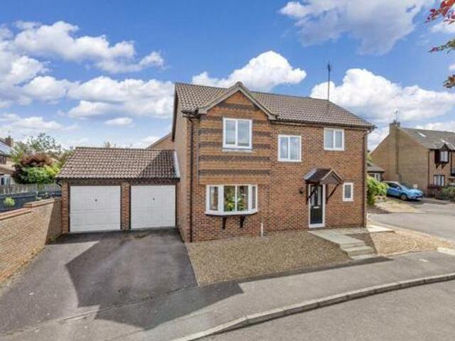 House for sale in Kettering