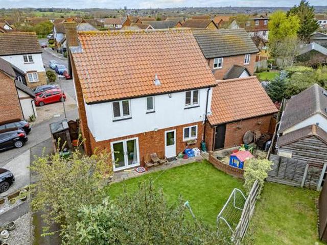 House for sale in Noak Hill, Noak Bridge