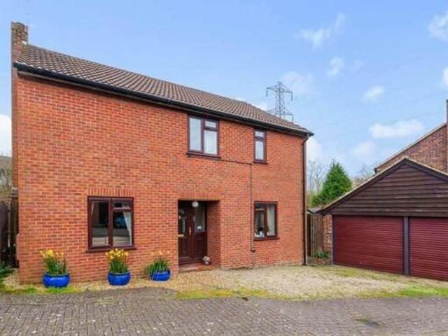 House for sale in Lychpit, Basingstoke and Deane