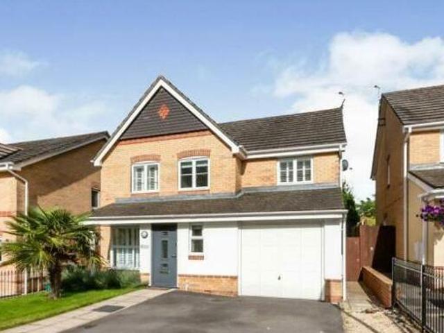 House for sale in Hounsome Fields, Priest Down