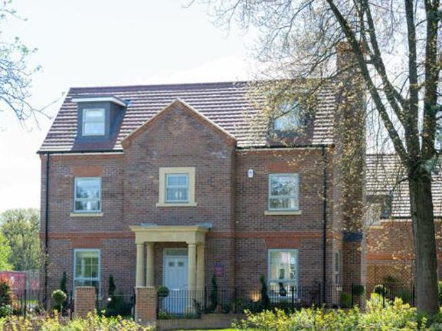 House for sale in Beaconsfield, Penn Bottom