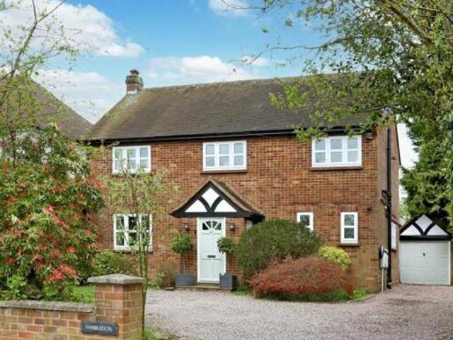 House for sale in Beaconsfield, Penn Bottom