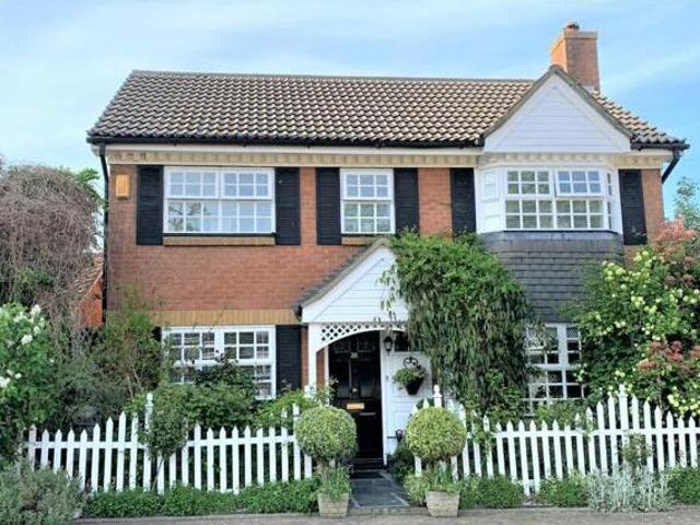 House for sale in Bedford