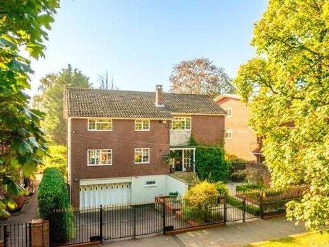 House for sale in Bedford