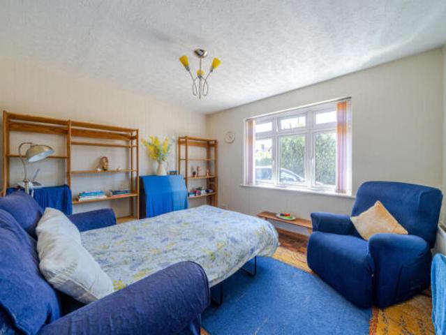 Farm for sale in Earley