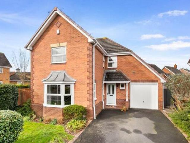 House for sale in Warndon, Worcestershire