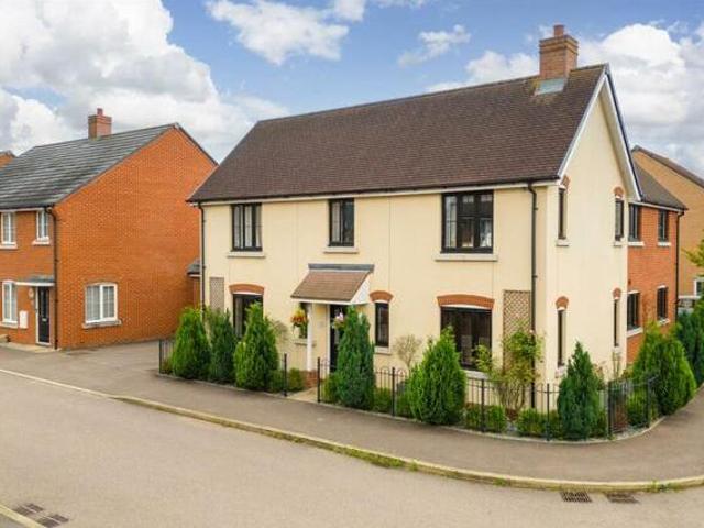 House for sale in Aylesbury, Buckinghamshire