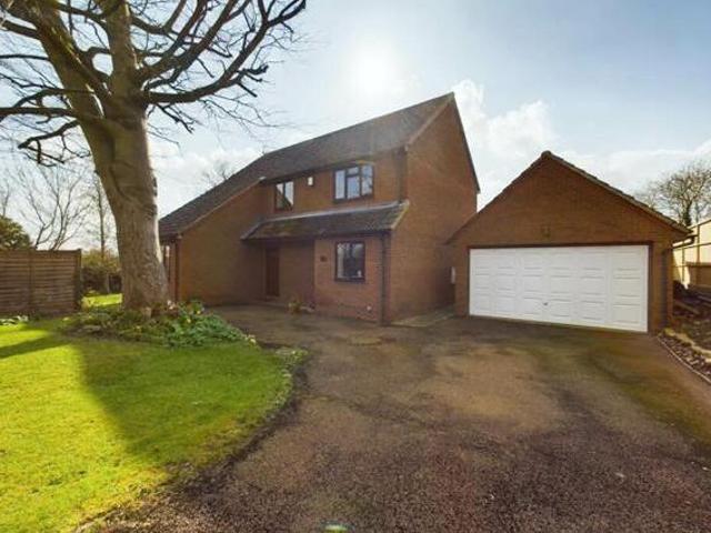 House for sale in Aylesbury, Buckinghamshire