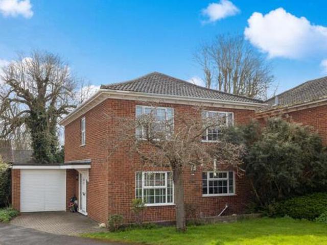 House for sale in Aylesbury